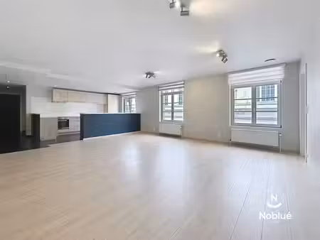 spa (centre) : bel appartement de standing à louer