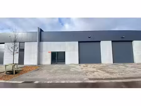 bâtiment commercial à louer à sleidinge pour € 1.100