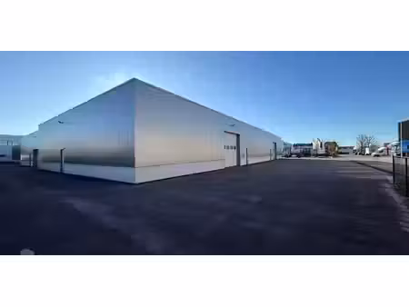 bâtiment d’entreprise à louer à nazareth pour € 1.900