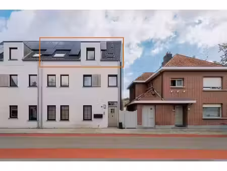 charmant appartement 1 chambre avec parking dans un quartier