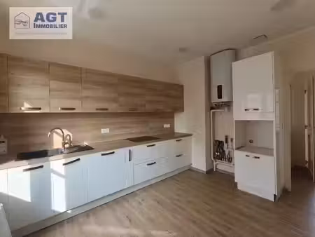 location appartement 3 pièces 68 m² à beauvais (60000)  1 050 €
