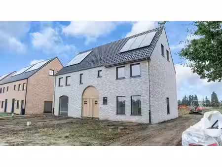 huis te koop in leopoldsburg met 4 slaapkamers