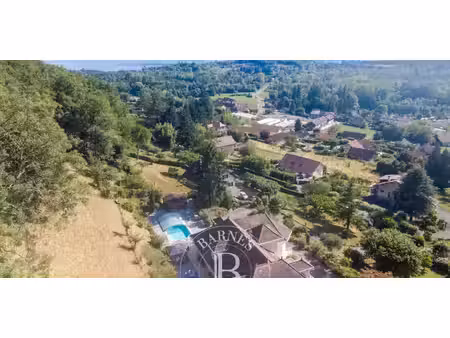 maison avec piscine et jardin aix-les-bains (73)