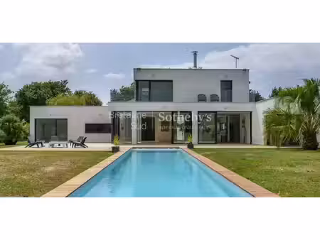 maison avec piscine en bord de mer la baule-escoublac (44)