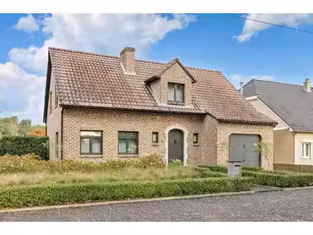huis te koop in beringen met 4 slaapkamers