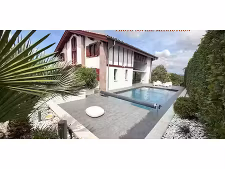maison avec piscine et terrasse bayonne (64)