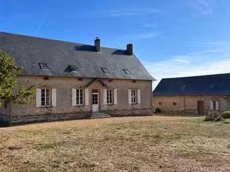 vente maison à segré-en-anjou-bleu (49500) : à vendre / 253m² segré-en-anjou-bleu