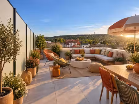t4 81 m² avec terrasse de 31 m² et cave – vernon centre