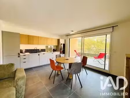 location appartement 2 pièces meublé à aix-en-provence (13080) : à louer 2 pièces meublé /