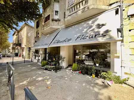 maison 2 pièces 179 m²