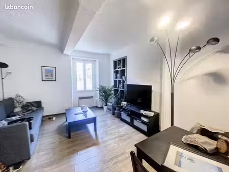 appartement 3 pièces 55 m²