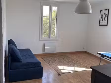 studio meublé 25 m² rénové en 2026 – dernier étage – 350 /mois – maubourguet (65)