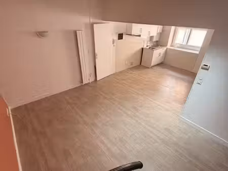appartement t3 en duplex  climatisé 