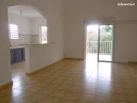 villa f5 - le bernica - st gilles les hauts