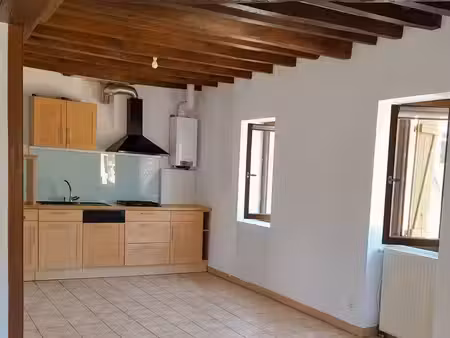 a louer - appartement t3 à saint-marcel (71380)
