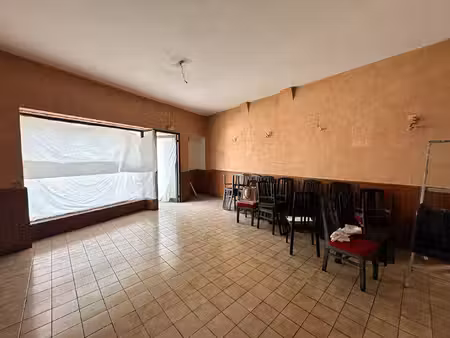 local commercial à vendre ? montauban 82 quartier des trois pigeons