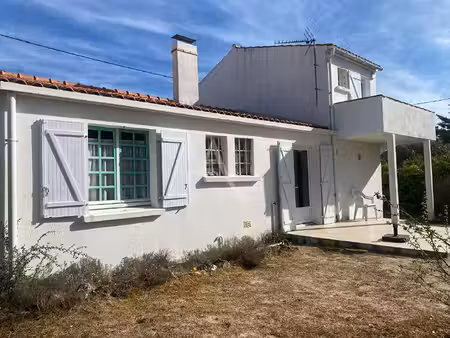 maison barbâtre sur la dune  proche plage et à 5mn à vélo du centre bourg
