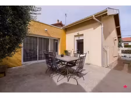 maison t4 à vénissieux - secteur gabriel péri  impasse au calme