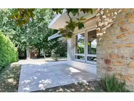 vente maison 5 pièces 157 m² à saint-cyr-au-mont-d'or (69450)  945 000 €