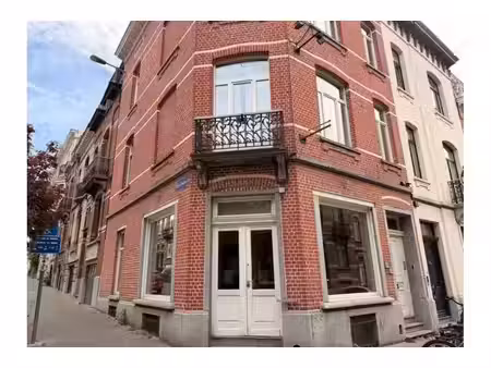 bien divers à louer à rue charles degroux 37 etterbeek (vbe74315)