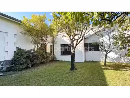vente villa 6 pièces 270 m² à merignac (33700)  1 300 000 €