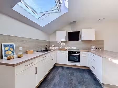 appartement de 5 pièces de 102 m²