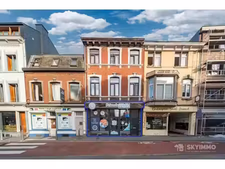 magnifique commerce-60m2 sup commerciale-3000€ de c.a/mois