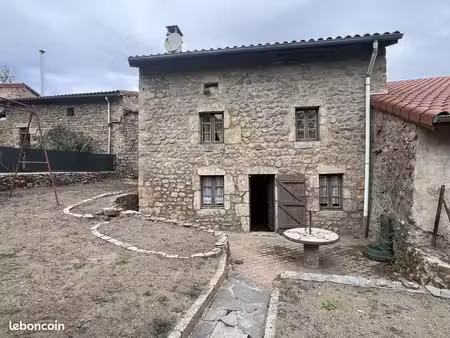 maison 6 pièces 140 m²