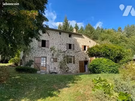 maison 6 pièces 153 m²