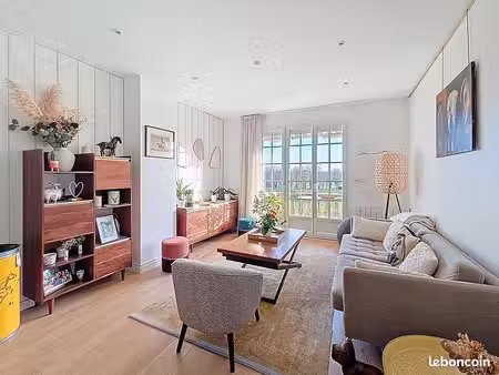 coup de cœur au golf de mionnay – superbe triplex de 78 m² avec balcon et vue sur le golf