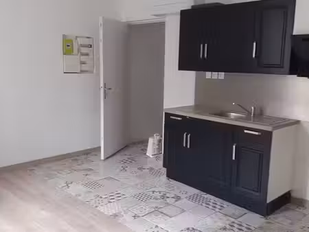 a louer  appartement t2  centre vallon