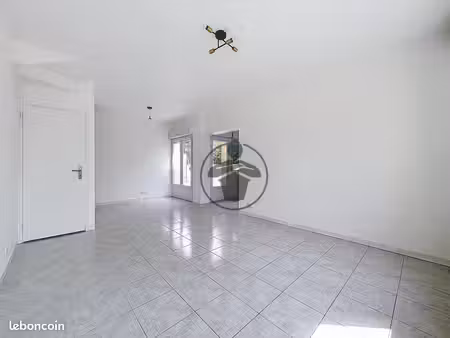 maison 3 pièces 63 m²
