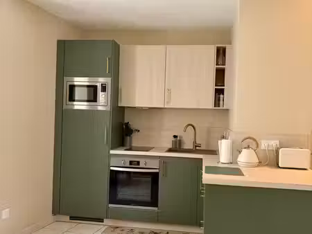 t2 de charme 40m² meublé – hypercentre / gare à pied (8 min)