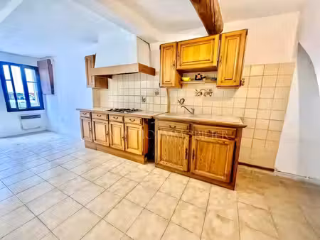 maison de village f3 - centre lansargues