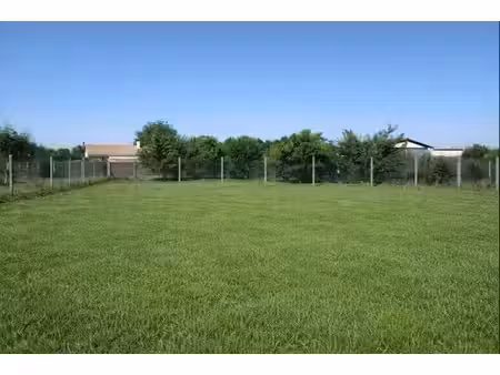 terrain cerons 846 m2