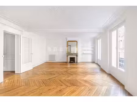 appartement de luxe à vendre dans le quartier saint placide