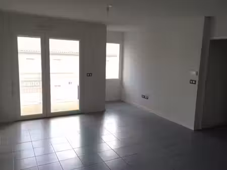 appartement 3 pièce(s) 62.72 m2