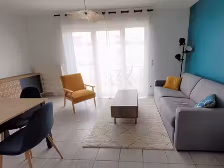 appartement t2 meublé avec terrasse et parking