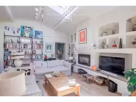 appartement de luxe à vendre dans le quartier plateau de puyricard-la trévaresse