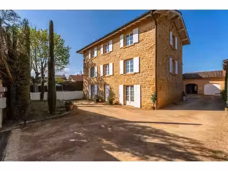 demeure à vendre à nuelles