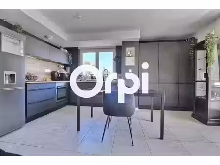 vente appartement 4 pièces 80.07 m² à schweighouse-sur-moder (67590)  259 900 €