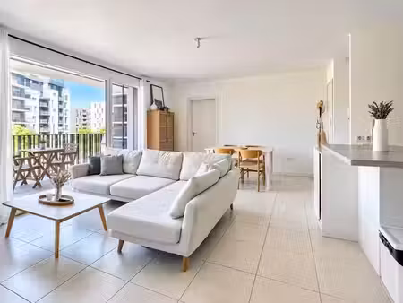 vente appartement 4 pièces 82 m² à bordeaux (33000)  270 000 €
