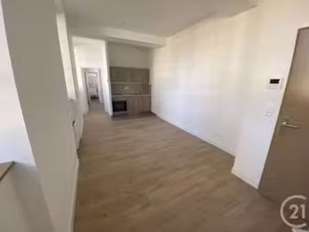 location appartement 2 pièces au mans (72000) : à louer 2 pièces / 41m² le mans