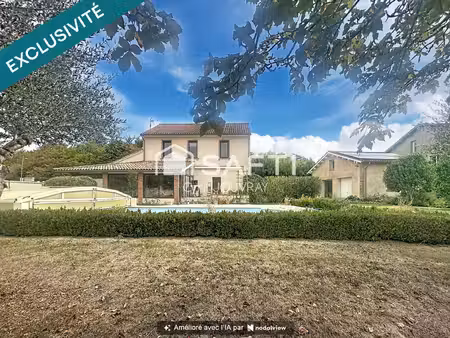 belle maison de village