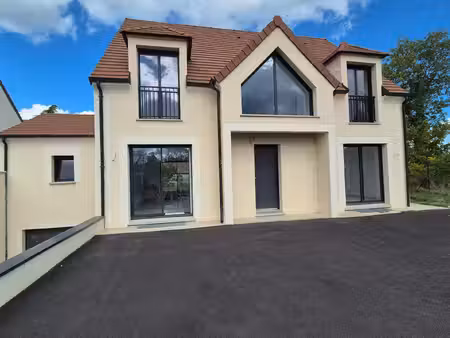 maison neuve 8 pieces