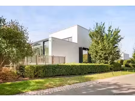 batiment moderne et/ou espace de bureau à haacht de 267 m²