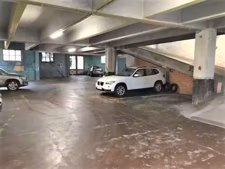 overdekte autostaanplaats