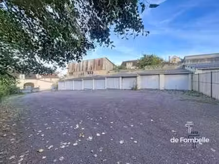 vente garage et parking à bretteville-sur-odon (14760) : à vendre / 99m² bretteville-sur-o