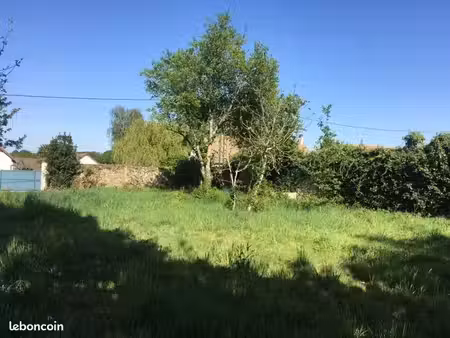 terrain constructible 777 m2 parigné-l'evêque