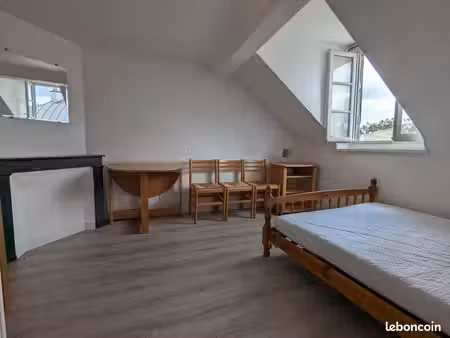 studio à louer gare versailles château